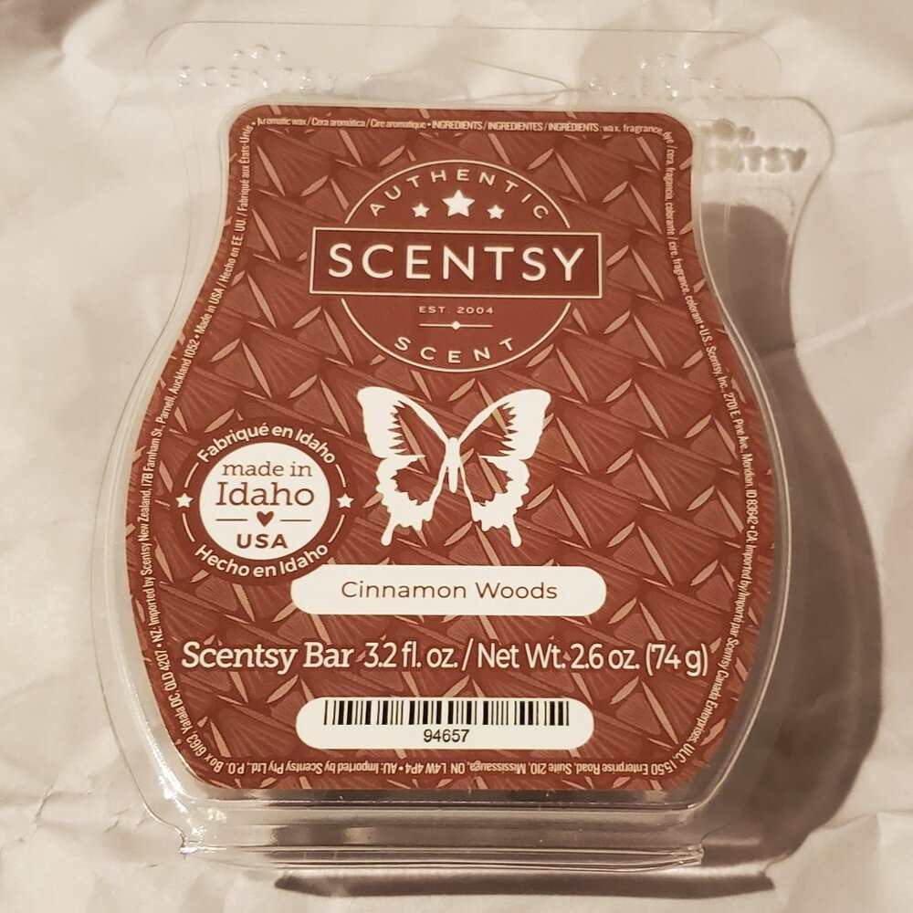 NIP Scentsy Cinnamon Woods Scent Bar Wax Cubes